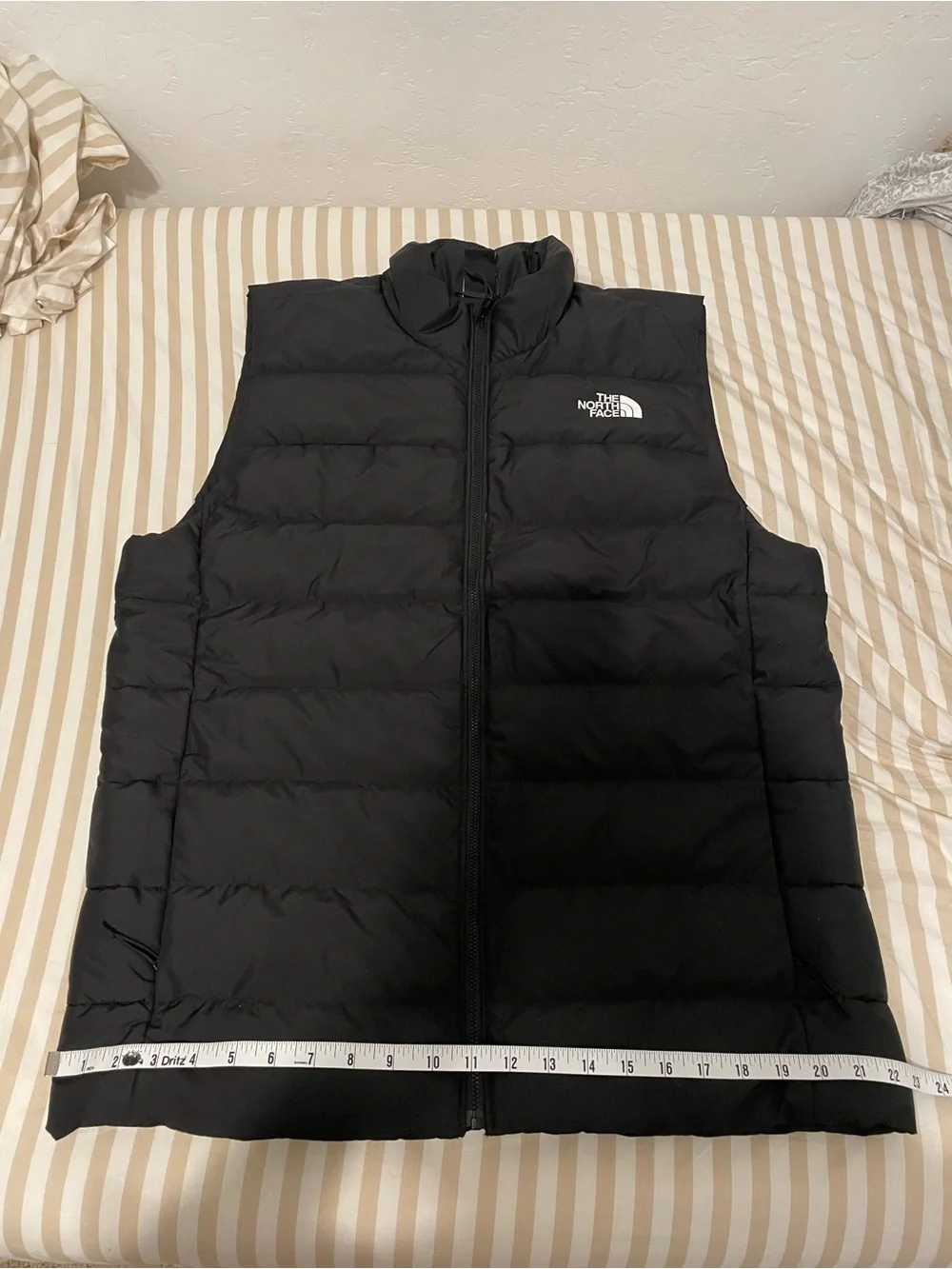 Current on Website The North Face Men's Aconcagua Vest Sz L